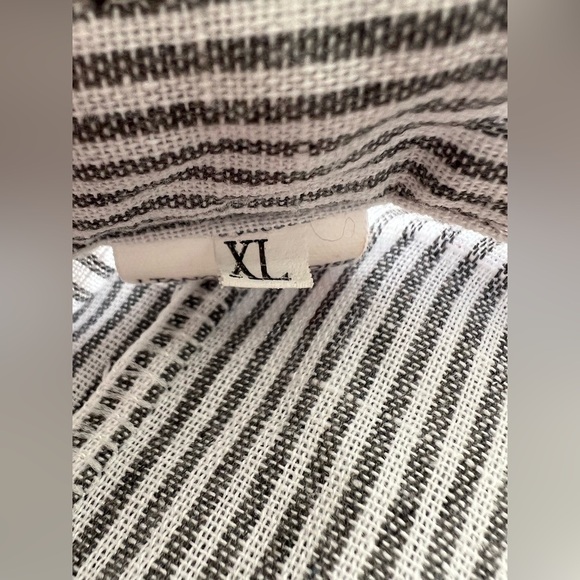 Tango Paradise Oversized Linen Beach Dress - Picture 6 of 7